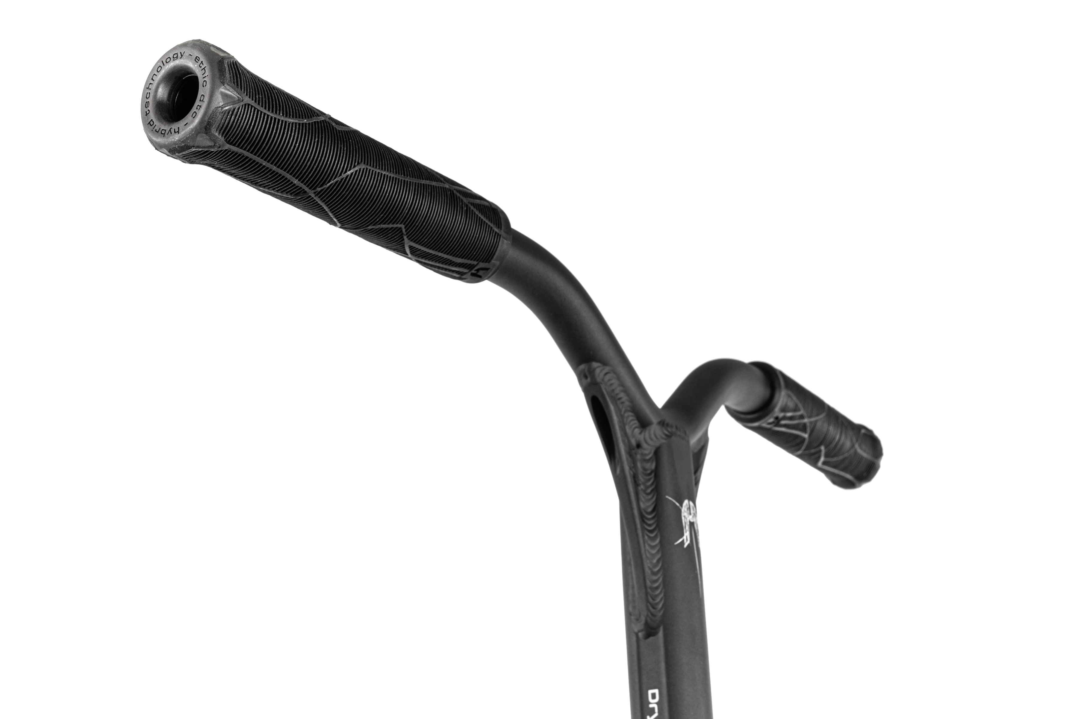 Самокат Ethic Erawan V2 размер М Neochrome